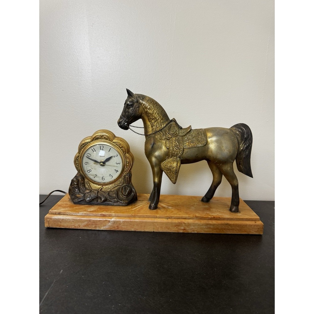 Vintage United Clock Corp Horse Mantel Clock ‎ Western Boho Model 310